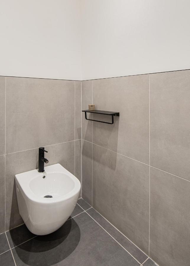 Circlelet Luxury Private Suites Londen Buitenkant foto