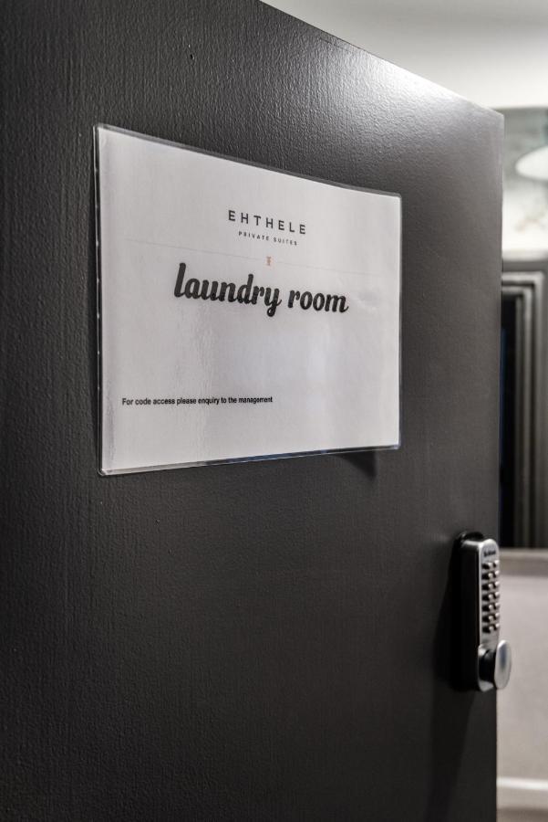 Circlelet Luxury Private Suites Londen Buitenkant foto